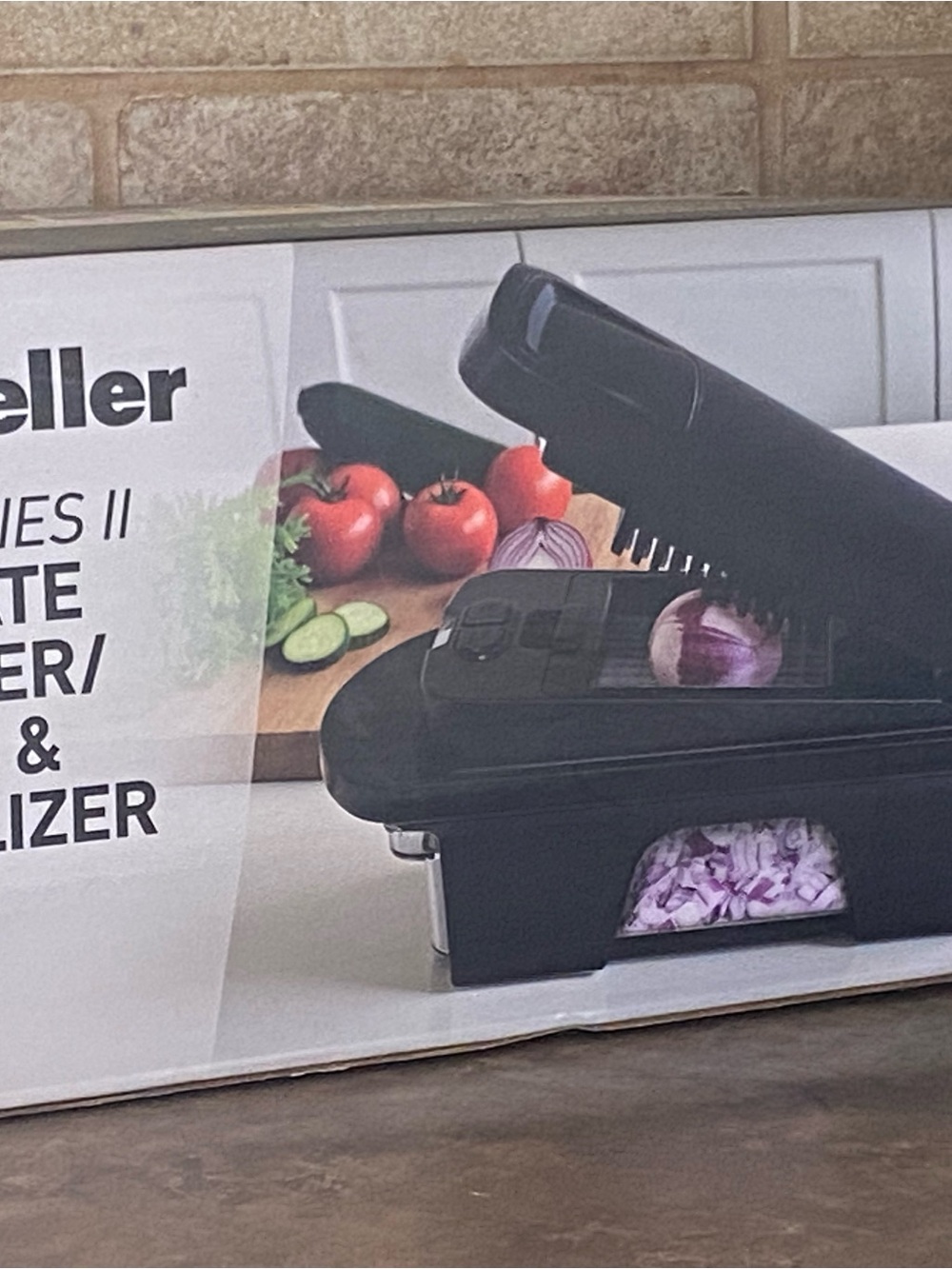 Mueller pro series Chopper & Slicer in Black MC -870K